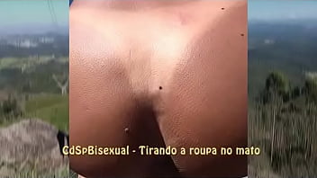 Preview 3 of Reagan Foxx Lesbian Hd - Tirando a roupa no mato (20220209a) cdspbisexual