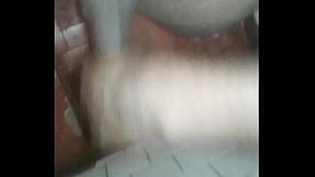 Preview 1 of Brother Sister Foot Hd - Alguem quer rola grande  e grossa do comedor