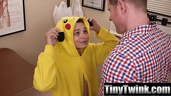 Preview 2 of I Saw My Wife - Tall Doctor Fucks Tiny Bareback on Halloween