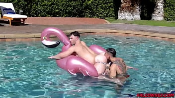 Preview 1 of Malayalam Porb - Falconsex.com - Michael Boston bend over to take Vincent O&#039_Reilly hot cock. The only pool toy Vincent O&#039_Reilly wants to play with while swimming is Michael Boston&#039_s irresistible bubble butt.