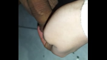 Preview 2 of Xxx Desi Vidyo - 玩玩小钢珠，塞进去跟尿出来都很爽