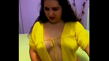 Preview 2 of 13 Cm Penis Handjob - Single woman