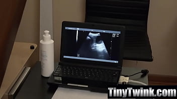 Preview 4 of Hijara Xxxvidio - Unclebangs.com - Small Twink Logan Barebacked by Big Daddy&#039_s Big Dick - TinyTwink