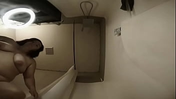 Preview 1 of Linda Blair Anal - Sexy BBW Shower Snatch