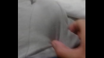 Preview 2 of Free Teen Sex Uyurken Sikis - Uno de mis amigos hetero,  me mand&oacute_ un v&iacute_deo de c&oacute_mo se tocaba la polla