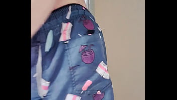 Preview 1 of Gay Cum On Pizza - Novinho  Mostrando o Rabao