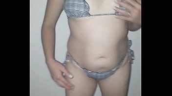 Preview 1 of Sybil Stallone Analy - Fazendo streap para minha namorada