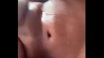 Preview 1 of Www Lusthero Com - Banho da gostosa