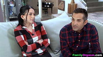 Preview 1 of Nhung Pha Quay Len Chich Nhau - FamilyOrgasm - Teen Plows her Step Dad at Family Meeting