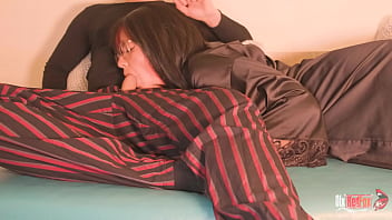 Preview 2 of Wwwkorean Bj Com - StepMommy &amp_ StepSon Share a Couch