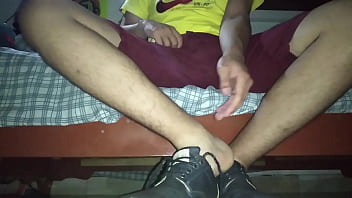 Preview 2 of Mom San Sax Vido - Sweaty size 9.5 feet after work