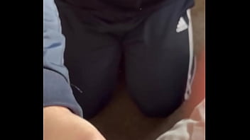 Preview 1 of 3g Milf - Cum eating