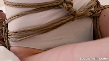 Preview 3 of Puta Cleaning - She wants to break free