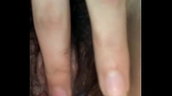 Preview 2 of Arab Sxy - Lần đầu ti&ecirc_n em ny cho xem bướm