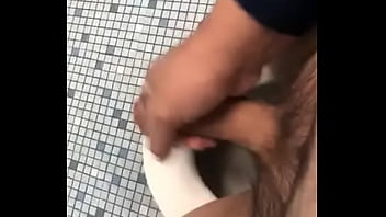 Preview 4 of Everest In - Masturbate at my job
