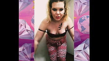 Preview 4 of Xoxoxo Teen Noor Men - Shaking my ass in my pjs