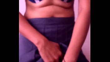 Preview 2 of Gst Movie Herion - colegiala se masturba viannysexy parte 1