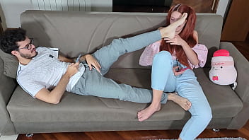 Preview 1 of Powerpisser And Wannabe - POV: My stepsister fucks me and makes me cum with her feet,  footjob. (Dialogues in Italian)