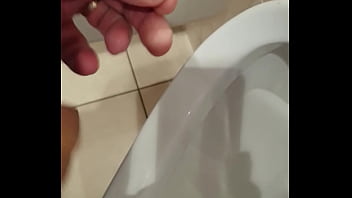 Preview 4 of Xnxxx Father - petit plaisir dans un wc de supermarch&eacute_