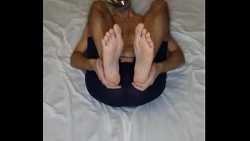 Preview 1 of 2020x Video - DenkffKinky - My legs are for your pleasure. Kiss my feet - 2.