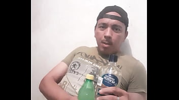 Preview 3 of Mom And Son Xxx Fucking Sex - Listo para tomar tequila desnudo