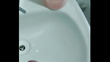 Preview 3 of Sunny Leone Xxx In Hotel - Tatuado se masturbando
