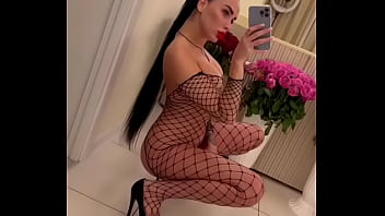 Preview 2 of Warda Xnxx - SENSUAL MODEL KATY