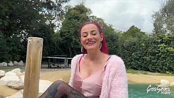 Preview 1 of Xxxwater Net - Sally,  rouquine coquine,  savoure deux queues