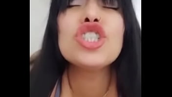 Preview 4 of Mms Sex Vidos - HOT LATINA MAKES VIDEOCALL WITH HER NEIGHBOR AND ENDS UP TOUCHING HERSELF