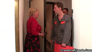 Preview 2 of Wwwxxxvideoshd Video - Two workers share very old
