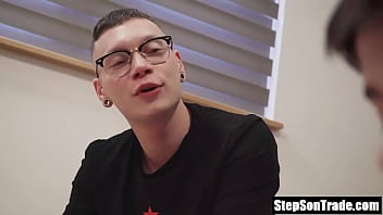 Preview 1 of Sexe Vedeyo - Gay stepdads &amp_ stepsons christmas foursome