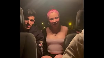 Preview 1 of 16 Years Old Girl Xvodio - amigos follando en un taxi al regresar de fiesta camara oculta amateur