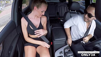 Preview 2 of Sara Vendeta - QuickFap 11m of Linda Leclair by Only Gold Digger