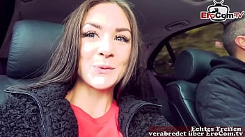 Preview 2 of Hd Saxy Com Video - Ficken im Auto mit einer br&uuml_netten deutschen Teen bei einem &ouml_ffentlichen Sextreffen
