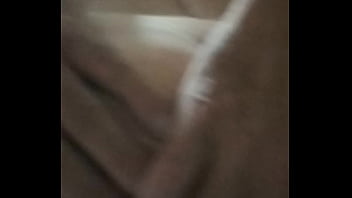 Preview 3 of British Mature Cuckold - Exibindo cuzinho para o macho negro 20 cm