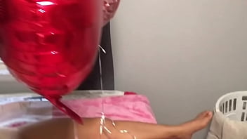 Preview 1 of Strip Challange - Cojida de dia de San Valentin SAN VALENTINES DAY FUCK WITH SEXY LATINA