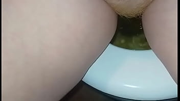Preview 4 of Family Beutiy - Sexy pee (46 yo)