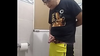 Preview 2 of Small Gais Sex - Me Masturbo Bien Ricolino