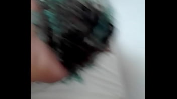 Preview 2 of Sex Gamble - Hermosa negra culona mueve el ojete y se mete la pija hasta el fondo