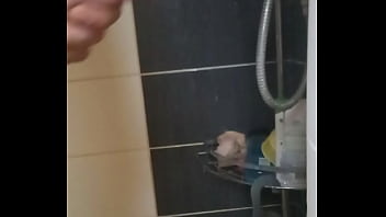Preview 1 of Full Faking Open Xxx Video - Sous la douche