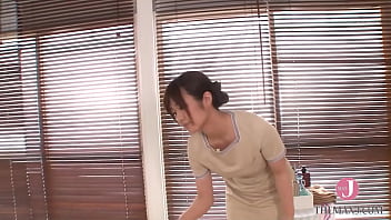 Preview 1 of Caught Wearing Thong Kitchen - Sex Worker who can definitely have sexual intercourse with Raw Nakadashi - Large entry - Intro