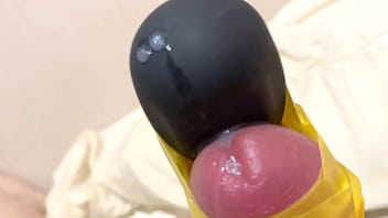 Preview 4 of Real Hairy Mature - 電マをパイパンちんぽに巻き付けてオナニー/ちんこ/ちんちん