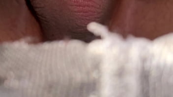 Preview 1 of Mamma Sex Clips - hid the camera and filmed how I fuck the wet pussy of my friend&#039_s wife close-up