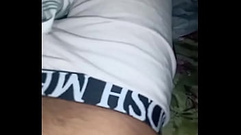 Preview 1 of Sport Berezilll - Conversaci&oacute_n caliente se sale de control y termino enviando videos muy hot