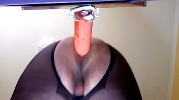 Preview 3 of Lndian Xxx Video Com - Devorando un juguete grosso