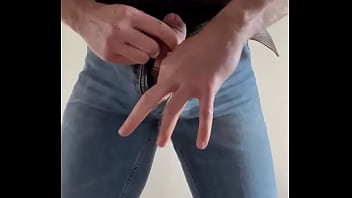 Preview 3 of Grosses Bites Poilues - Jeans and ass