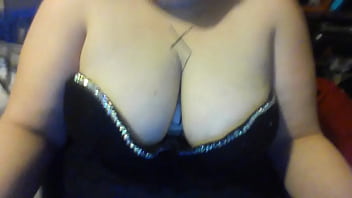 Preview 3 of Milf Lesbian Down Blo - abby big tities