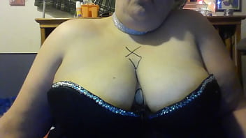 Preview 1 of Milf Lesbian Down Blo - abby big tities