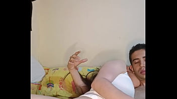 Preview 2 of Wwww Sexycom - NOS SACAMOS LAS GANAS DE FOLLAR CON MI CU&Ntilde_ADA CASERO COLOMBIANO