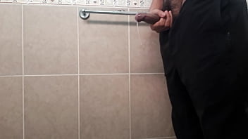 Preview 2 of Xxx Nepol Photo - Antes de ver a mi ex suegra que est&aacute_ bien buena